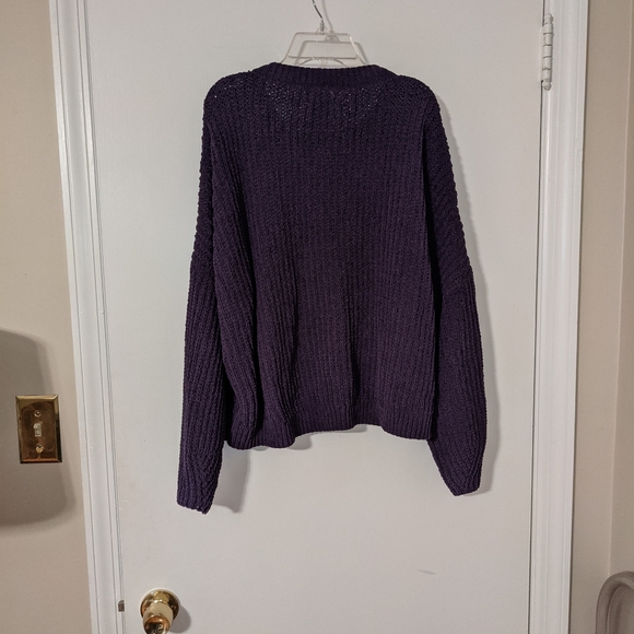 Universal Thread purple sweater top - Picture 4 of 4